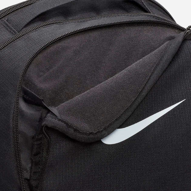 Plecak sportowy A4 24 L Nike Nk Brsla M Bkpk - 9.5 (24L) DH7709-010 Czarny (195244773336) - obraz 6