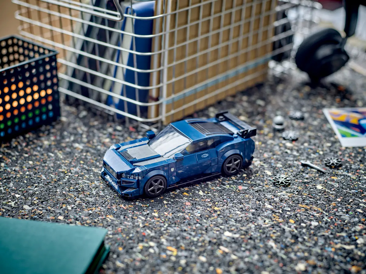 Конструктор LEGO Speed Champions Спортивний автомобіль Ford Mustang Dark Horse 344 деталі (76920) - зображення 7