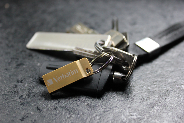 Pamięć flash USB Verbatim Metal Executive USB 3.2 64GB Gold (23942991069) - obraz 6