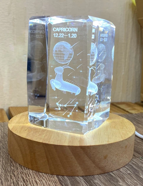 Ночник Хрустальный куб с гравировкой Знак Зодиака Козерог с LED подставкой подсветкой USB 5В (2123) - изображение 2