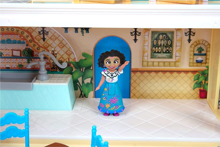 Dom zabawek Jakks Disney Encanto Feature Madrigal (0192995219380) - obraz 9