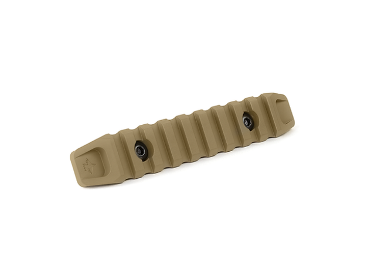 Планка Пикатинни КРУК CRC 9023 Coyote Tan на 9 слотов с креплением M-Lok - изображение 1