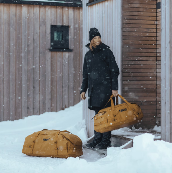 Дорожня сумка Thule Chasm Duffel 130L TDSD-305 Golden Brown (6948991) - изображение 5