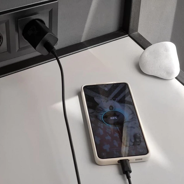 СЗУ Baseus Super Si Quick Charger 1C 25W EU Sets Black（With Mini White Cable Type-C to Type-C 3A 1m Black） TZCCSUP-L01 - изображение 9