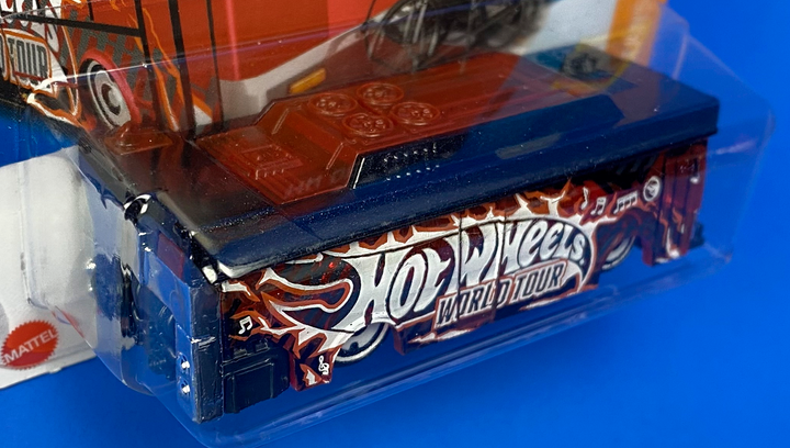 Машинка Базовая Hot Wheels Ain't Fare Treasure Hunts Fast Transit