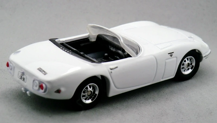 Машинка Premium Hot Wheels 007: You Only Live Twice Toyota 2000GT