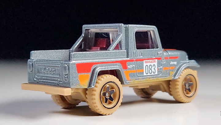 Машинка Базова Hot Wheels Jeep Scrambler Baja Blazers 1:64 HKG78 Metallic Silver - Фото 3 Машинка Базова Hot Wheels Jeep Scrambler Baja Blazers 1:64 HKG78 Metallic Silver - зображення 3