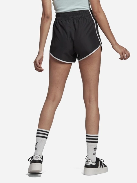 Спортивні шорти жіночі Adidas HK5087 34.5 Чорні (4066747809401) - зображення 2