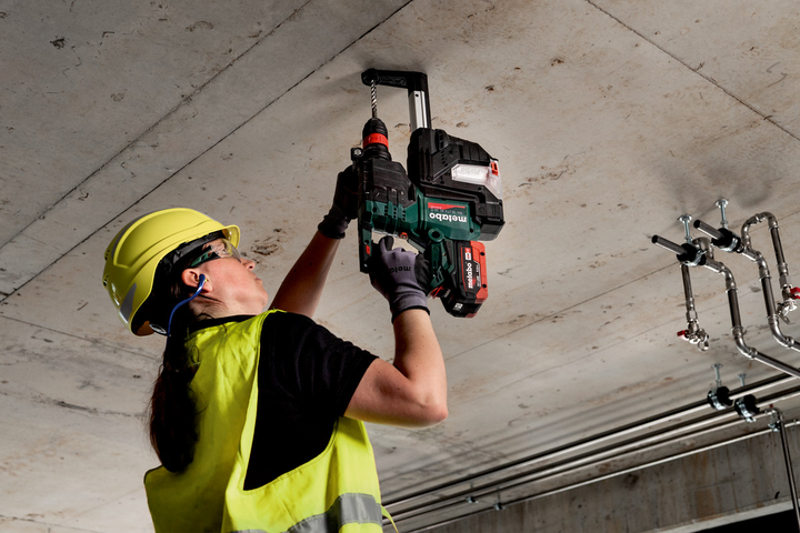 Аккумуляторный бесщеточный перфоратор Metabo KH 18 LTX BL 28 Q Set ISA 18 В + metaBOX 185 XL + устройство удаления пыли и сменный патрон Metabo-Quick (601715900) - изображение 4
