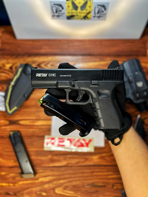 Стартовый пистолет Retay Arms Glock 19 + 20 патронов, Глок 19 под холостой патрон 9мм - изображение 2