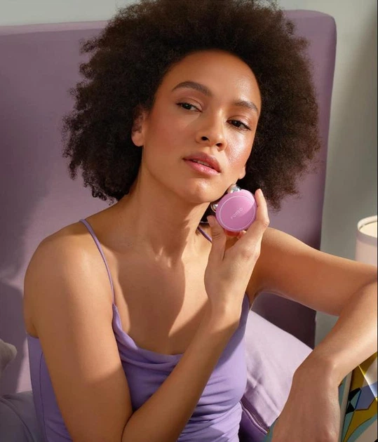 Мікрострумовий пристрій для обличчя Foreo Bear Mini рожевий – фото
