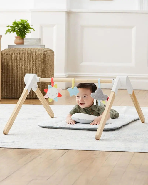 Mata edukacyjna Skip Hop Silver Lining Cloud Wooden Activity Gym (195861578222) - obraz 8
