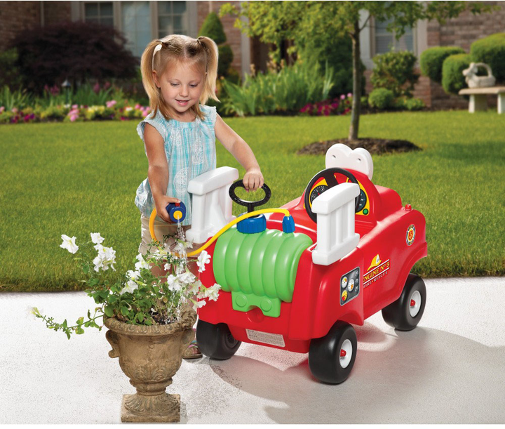 Машинка-толокар Little Tikes Spray and Rescue Fire Truck (0050743616129) - зображення 4