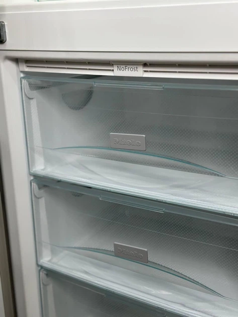 Холодильник с морозильной камерой Miele KFN 12923 Б/У - изображение 4
