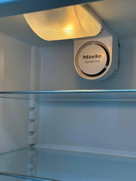 Холодильник с морозильной камерой Miele KFN 12923 Б/У - изображение 9