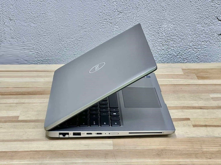 Ультрабук Dell Latitude 5440 / 14" (1920x1200) IPS / Intel Core i5-1245U (10 (12) ядер по 3.3 - 4.4 GHz) / 16 GB DDR4 / 256 GB SSD M.2 / Intel Iris Xe Graphics / WebCam / Win 11 Pro б/у - изображение 4