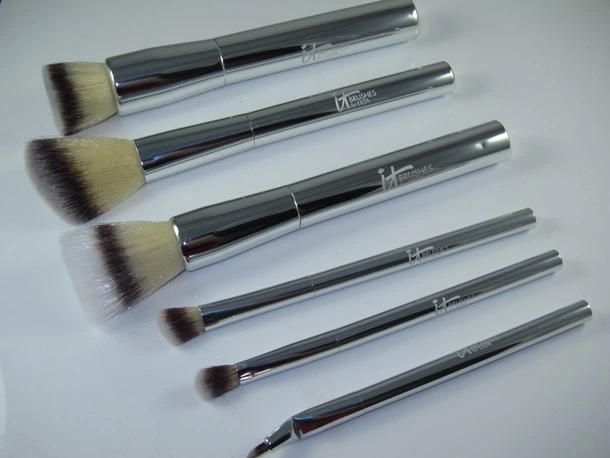 Набор кистей It Brushes for Ulta Your Airbrush Masters для лица и глаз в холдере 6 шт - Фото 3 Набор кистей It Brushes for Ulta Your Airbrush Masters для лица и глаз в холдере 6 шт - изображение 3