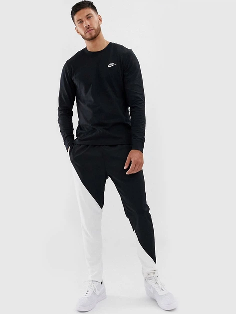 Лонгслив мужской Nike Sportswear Club AR5193-010 S Черный