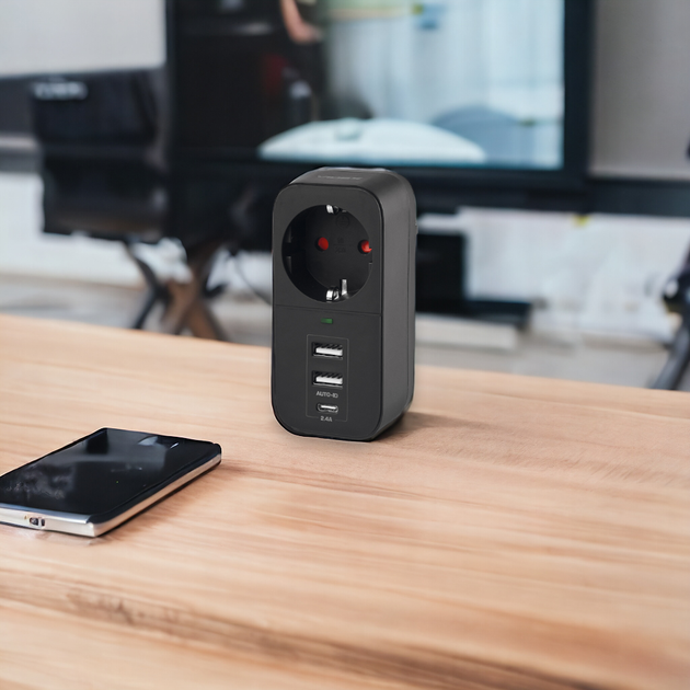 Мережевий адаптер з 2USB + USB-C та заземленням VIDEX ONCORD VF-AD1G2U1C-B Black - зображення 10