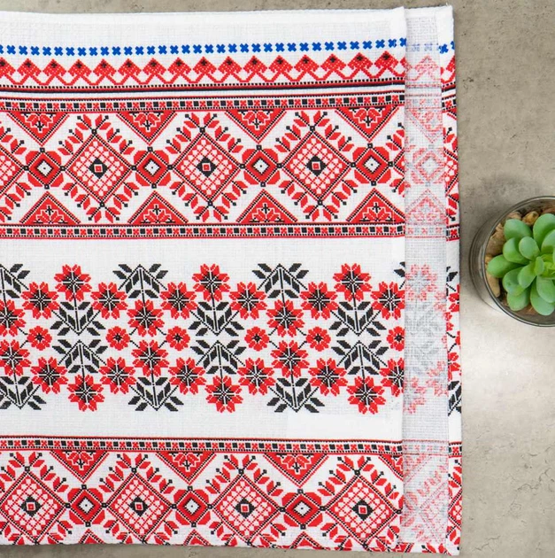 Рушник вафельний з принтом вишивки та червоними квітами GM Textile 35х61см 180г/м2 (Біло-червоний) - Фото 2 Рушник вафельний з принтом вишивки та червоними квітами GM Textile 35х61см 180г/м2 (Біло-червоний) - зображення 2