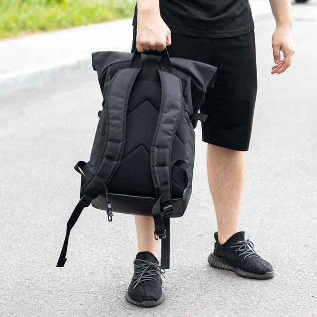 Городской рюкзак RollTop черный с отделением для ноутбука на 20-25 литров РоллТоп Rytm для путешествий - Фото 3 Городской рюкзак RollTop черный с отделением для ноутбука на 20-25 литров РоллТоп Rytm для путешествий - изображение 3