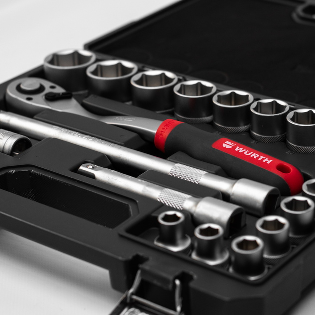 THEREDTHREAD wh×bk タイヤホイール20インチ トヨタ（TOYOTA）ランドクルーザー 300