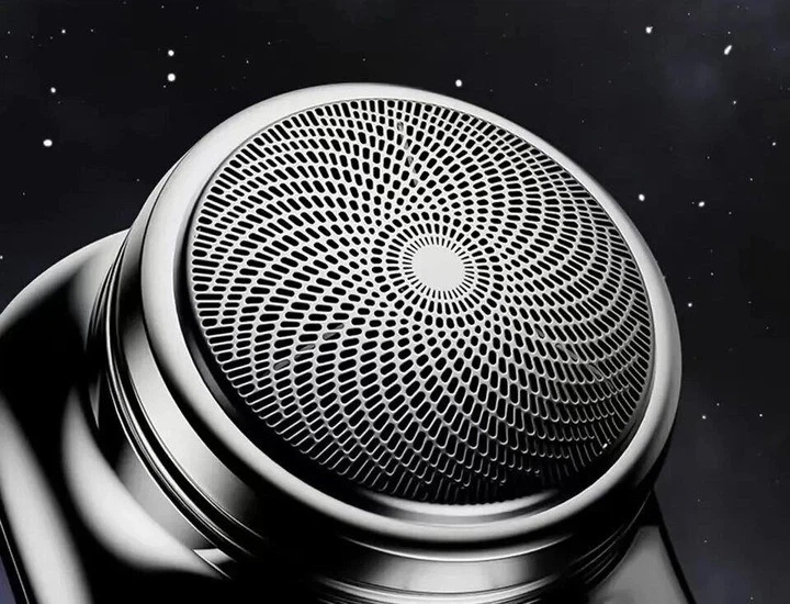 Портативная дорожная мини электробритва Mini Shaver P10 USB зарядка - изображение 5