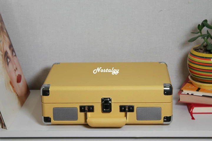 Вініловий програвач Crosley Cruiser Fawn Plus Bluetooth, грамофон з вбудованими колонками для вінілових дисків - Фото 7 Вініловий програвач Crosley Cruiser Fawn Plus Bluetooth, грамофон з вбудованими колонками для вінілових дисків - зображення 7