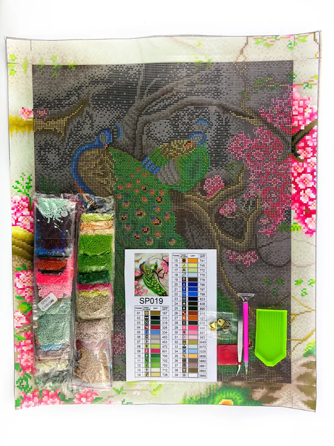 Алмазна мозаїка Павичі 40х50 см ColorArt SP019 - зображення 2