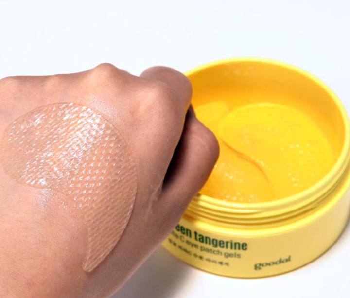 Осветляющие патчи для глаз с витамином C Goodal Green Tangerine Vita C Eye Gel Patch - изображение 4