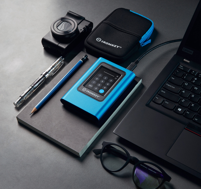 SSD диск Kingston IronKey Vault Privacy 80 External SSD 960GB USB 3.2 Gen 1 (IKVP80ES/960G) - зображення 8