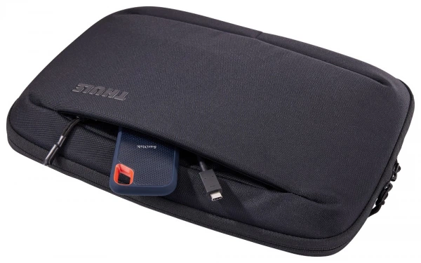 Сумка Thule Subterra 2 MacBook Sleeve 13" tss-413 Black (3205030) - Фото 3 Сумка Thule Subterra 2 MacBook Sleeve 13" tss-413 Black (3205030) - изображение 3