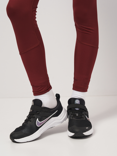 Акція на Підліткові кросівки для дівчинки Nike Downshifter 12 Nn (Psv) DM4193-003 35 (3Y) Black/White-Dk Smoke Grey від Rozetka