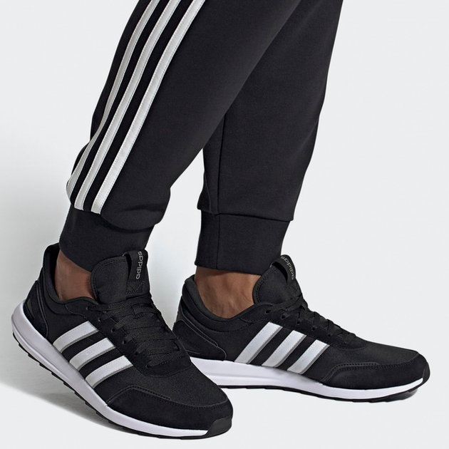 Чоловічі кросівки для бігу adidas Retrorunner FV7034 46 29.5 см Чорні (4062059789912) - зображення 7