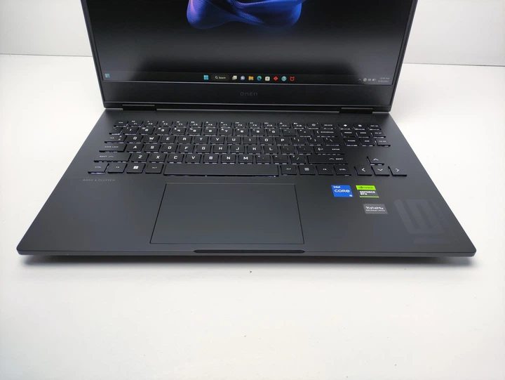 Ноутбук HP Omen FHD 16.1 IPS144Hz Intel Core i5-13420H 8ядер 16Gb SSD512GB RTX 4050 6GB 16-wd0013dx (7H1Z1UA) - Фото 8 Ноутбук HP Omen FHD 16.1 IPS144Hz Intel Core i5-13420H 8ядер 16Gb SSD512GB RTX 4050 6GB 16-wd0013dx (7H1Z1UA) - зображення 8