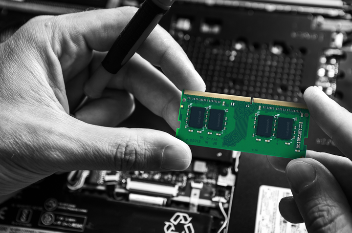 Оперативная память Goodram SODIMM DDR4-3200 16384MB PC4-25600 (GR3200S464L22/16G) - изображение 5