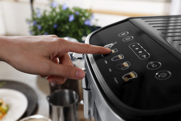 Кавомашина Delonghi Magnifica Evo ECAM290.31.SB - зображення 3