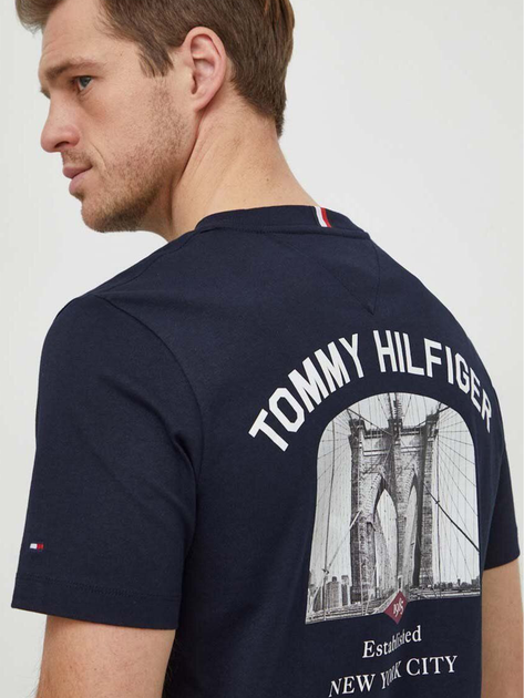 Футболка чоловіча Tommy Hilfiger MW0MW33697-DW5 2XL Синя (8720645695264) - зображення 4