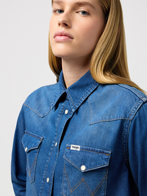 Сорочка джинсова жіноча Wrangler 112350625 S Синя (5401019851235) - зображення 4