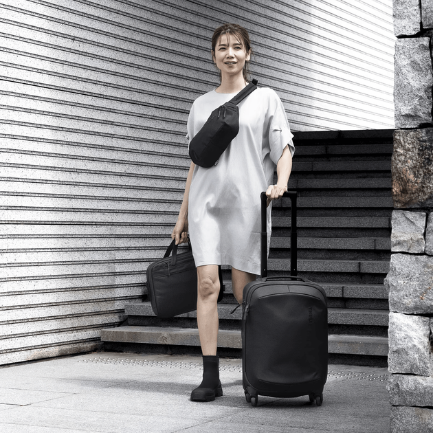 Сумка для ноутбука THULE Subterra 2 Attache 14" TSA-414 Black (3205033) - Фото 6 Сумка для ноутбука THULE Subterra 2 Attache 14" TSA-414 Black (3205033) - изображение 6