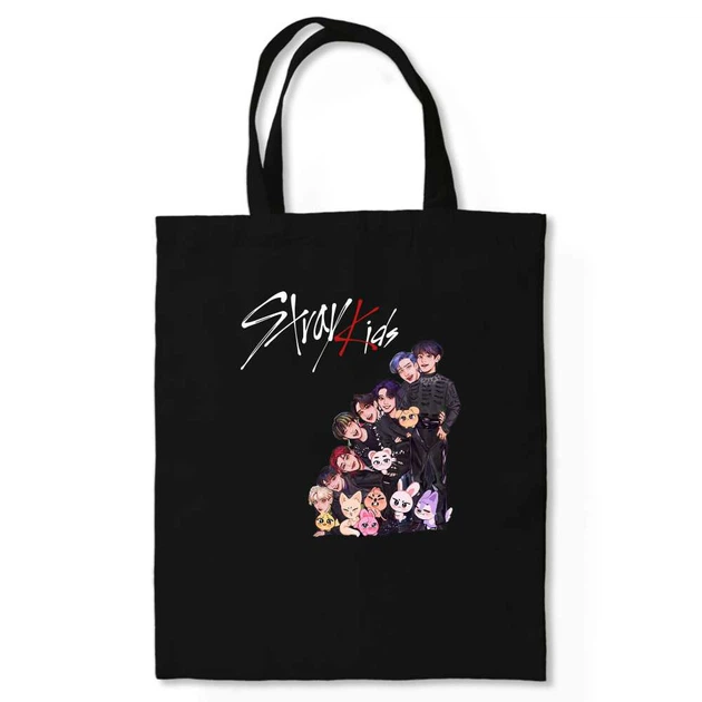Сумка MD "Stray Kids mult" 37х41 Чорний (MD-33-5164-40-14) - Фото 1 Сумка MD "Stray Kids mult" 37х41 Чорний (MD-33-5164-40-14) - зображення 1