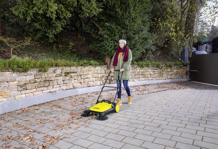 Підмітальна машина Karcher S 4 Twin - изображение 2