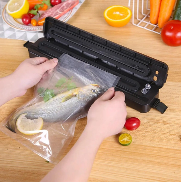 Вакуумный автоматический бытовой упаковщик Вакуумное упаковочное оборудование вакууматор (Черный) Vacuum Sealer 90W - изображение 6