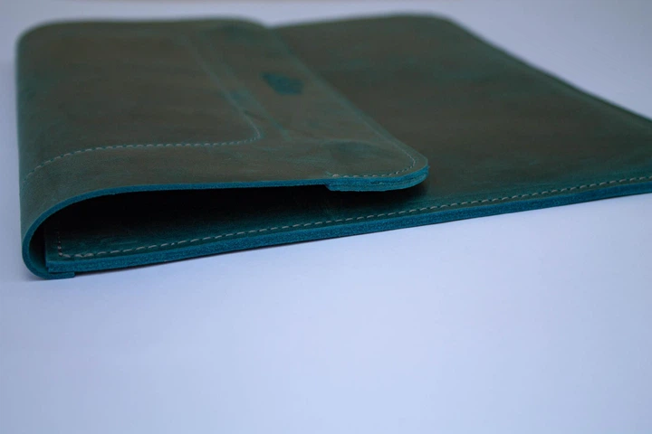 Шкіряна сумка-чохол для ноутбука 13" Apple / Asus / Dell / Lenovo / HP / Honor / Acer / Huawei / Xiaomi - (LC-15) - Блакитний - Фото 4 Шкіряна сумка-чохол для ноутбука 13" Apple / Asus / Dell / Lenovo / HP / Honor / Acer / Huawei / Xiaomi - (LC-15) - Блакитний - изображение 4