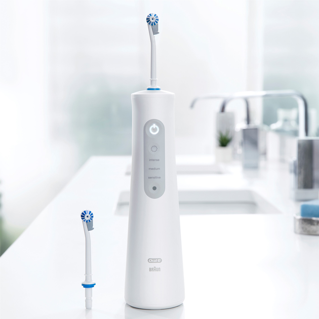 Irygator Oral-B Aquacare 6 Pro-Expert (4210201233350) - obraz 4