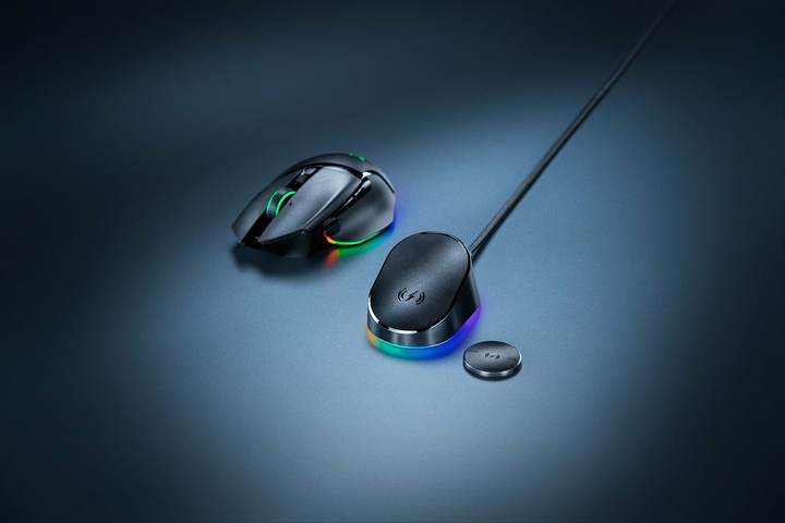 Бездротовий зарядний пристрій Razer Wireless Charging Puck (RC21-01990200-R3M1) - зображення 5