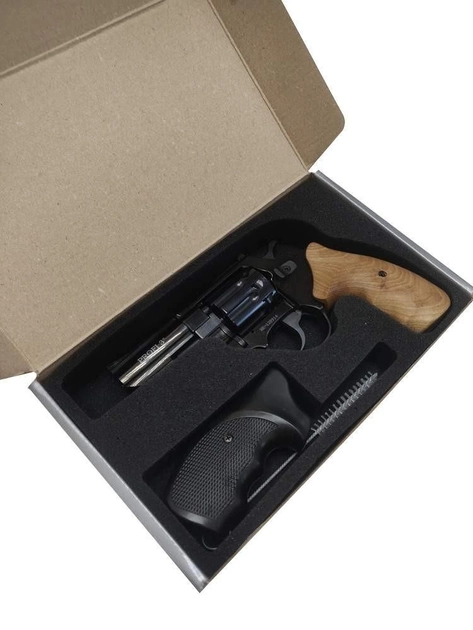 Револьвер флобера Zbroia Profi 3" Черный / Дерево + 50 Sellier & Bellot - изображение 2