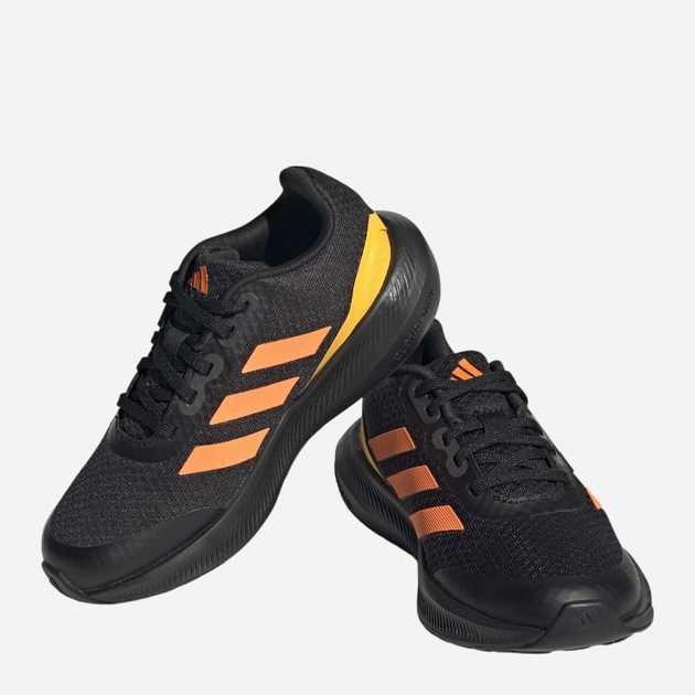 Підліткові кросівки для хлопчика adidas Runfalcon 3.0 K HP5839 37.5 Чорні з помаранчевим (4066749921552) - зображення 6