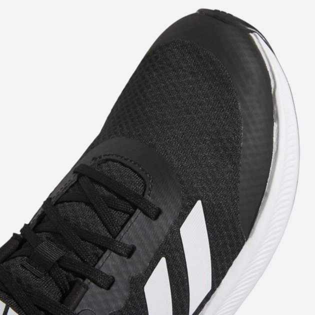 Підліткові кросівки для хлопчика adidas Runfalcon 3.0 K HP5845 38.5 Чорні з білим (4066749898519) - зображення 3