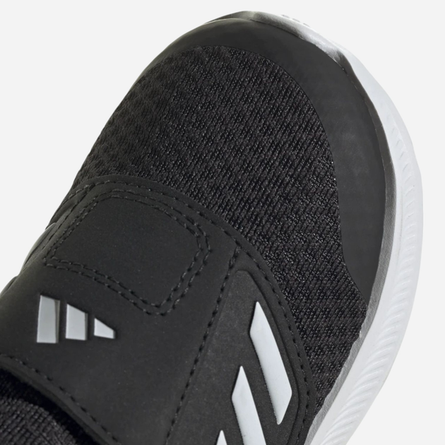 Buty sportowe chłopięce na rzepy adidas Runfalcon 3.0 AC I HP5863 26 Czarne z białym (4066749856373) - obraz 3